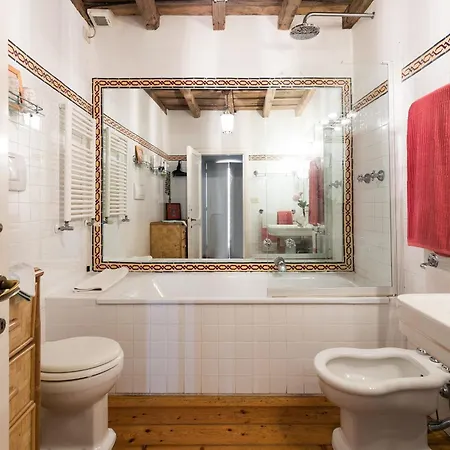 Farnese Charming Appartement *