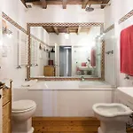 Farnese Charming Апартаменты *